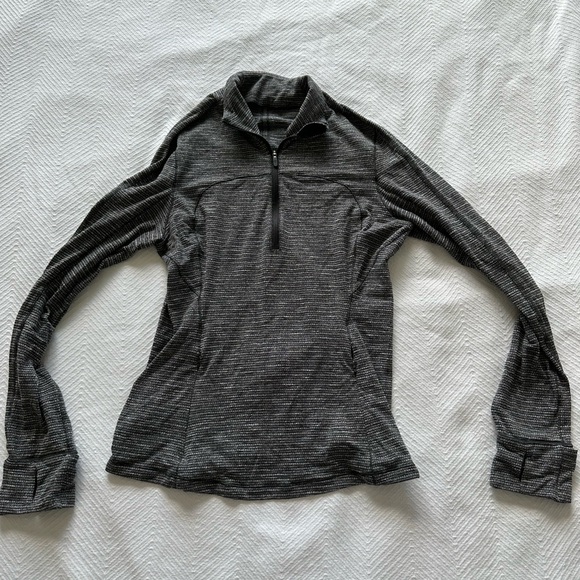 Lulu lemon half zip pullover - Picture 1 of 4
